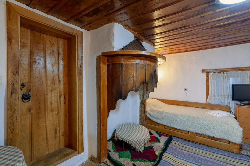Guest House Zarkova Kushta Жеравна Экстерьер фото