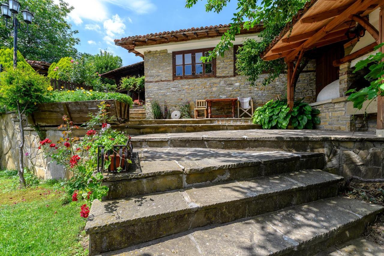 Guest House Zarkova Kushta Жеравна Экстерьер фото