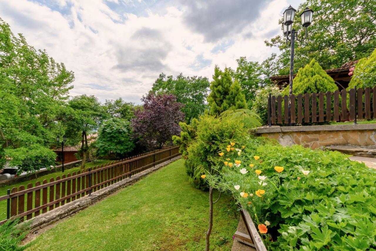 Guest House Zarkova Kushta Жеравна Экстерьер фото