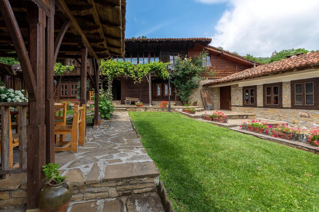 Guest House Zarkova Kushta Жеравна Экстерьер фото