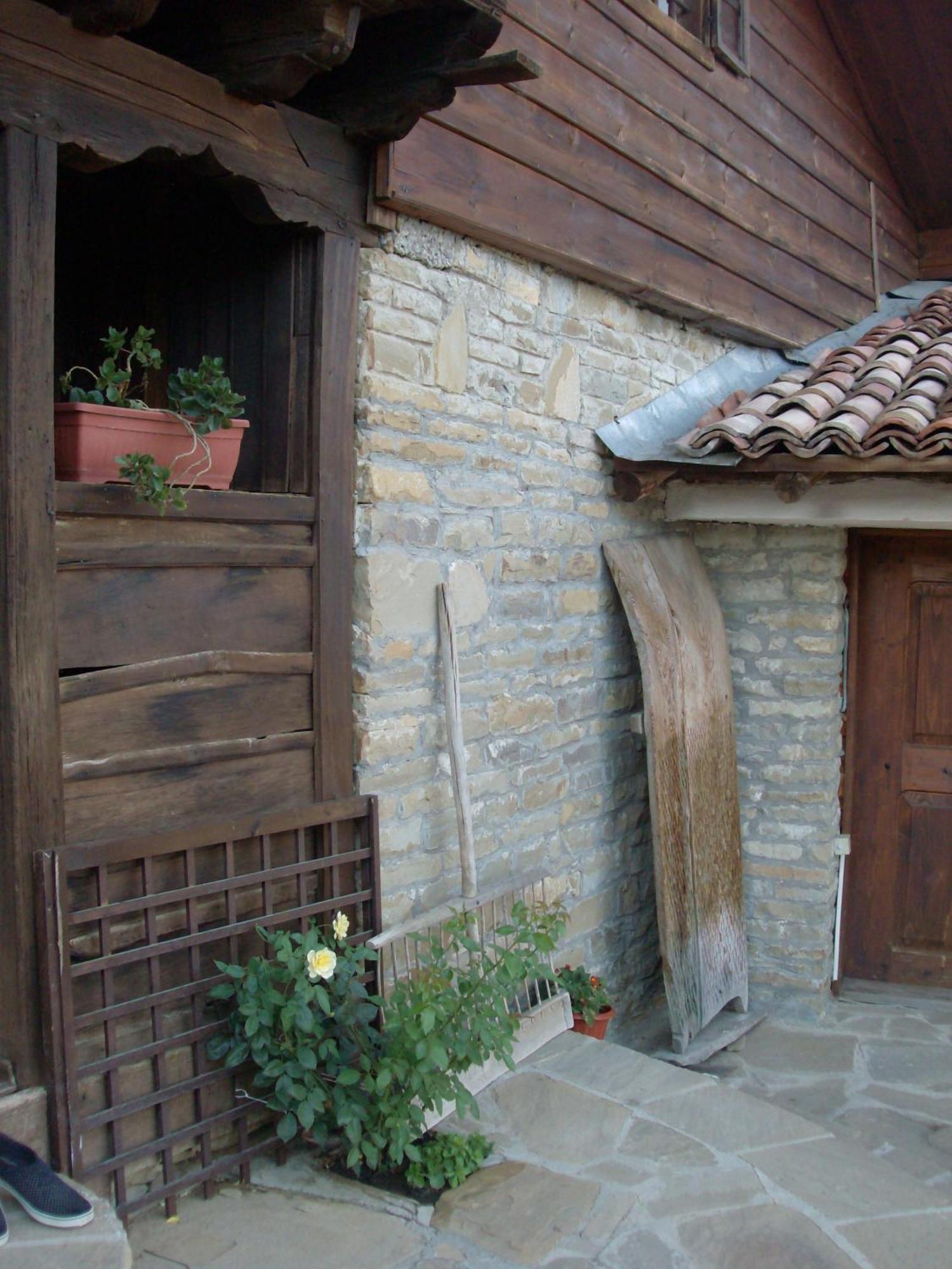 Guest House Zarkova Kushta Жеравна Экстерьер фото